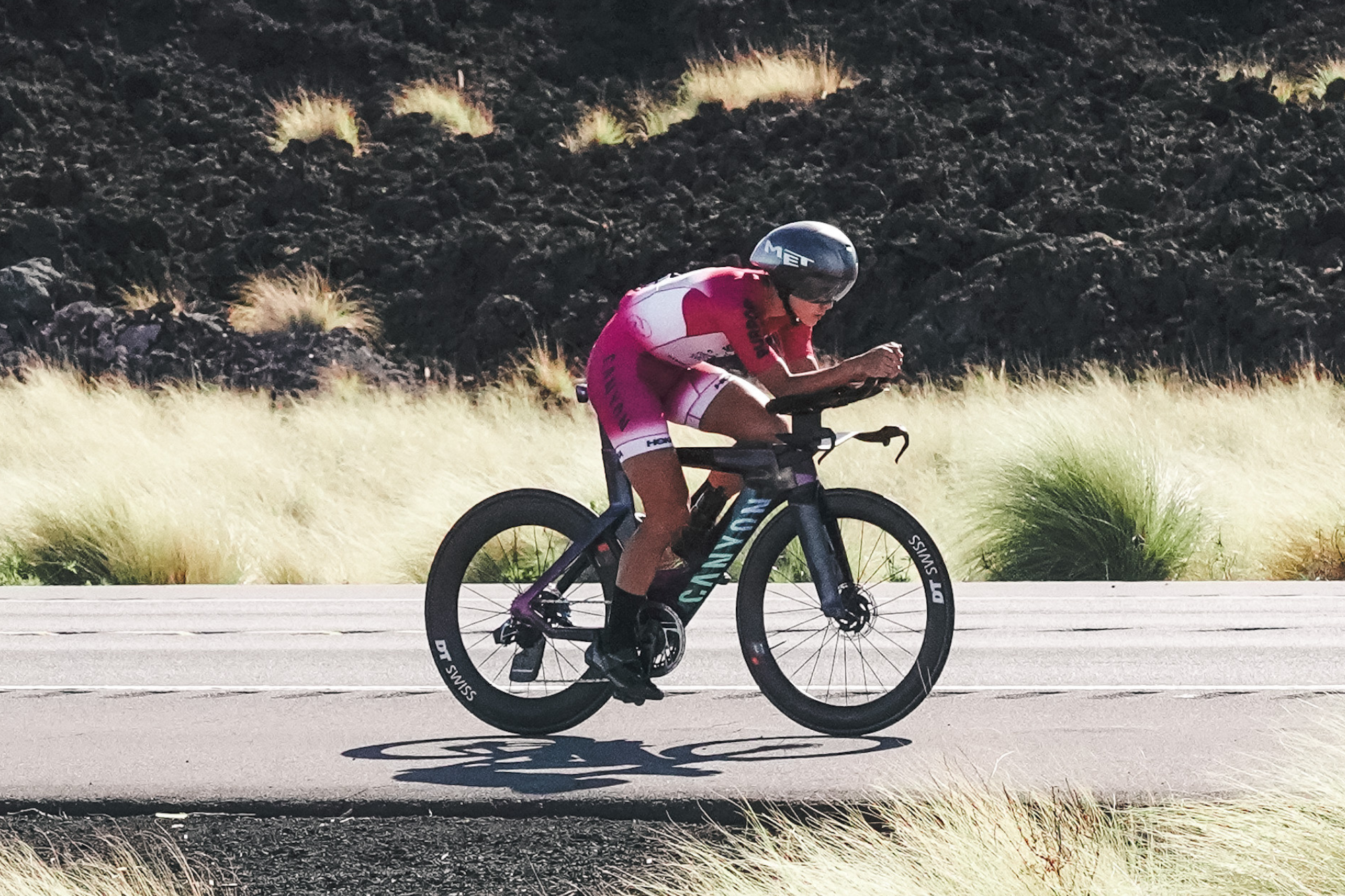 Global Glory: Ling Er's Inspiring Rise in the World of Triathlon