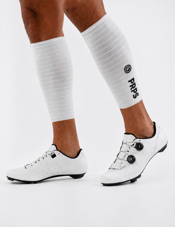 hypermesh-pro-aero-calf-sleeves-01_94076bb3-e1e9-42e6-9704-4fa5dee2b891.png
