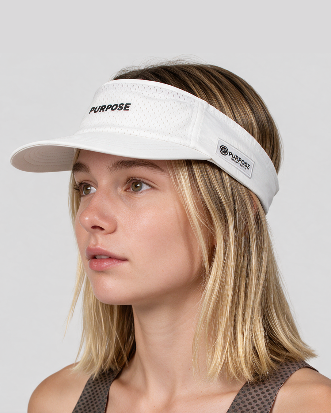 purpose-glacier-visor-with-ultra-cool-tech-arctic-white-05_a94eac60-b117-4085-ad91-fc1d60d93cad.png