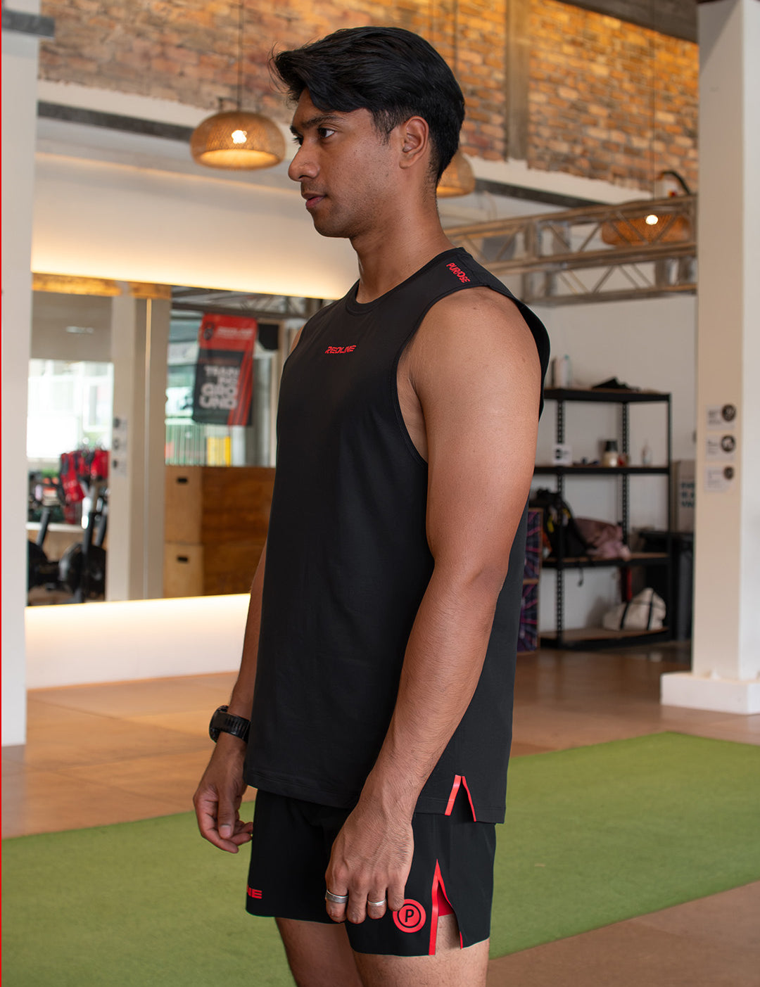 redline-games-training-tank-top-carbon-black-01.jpg